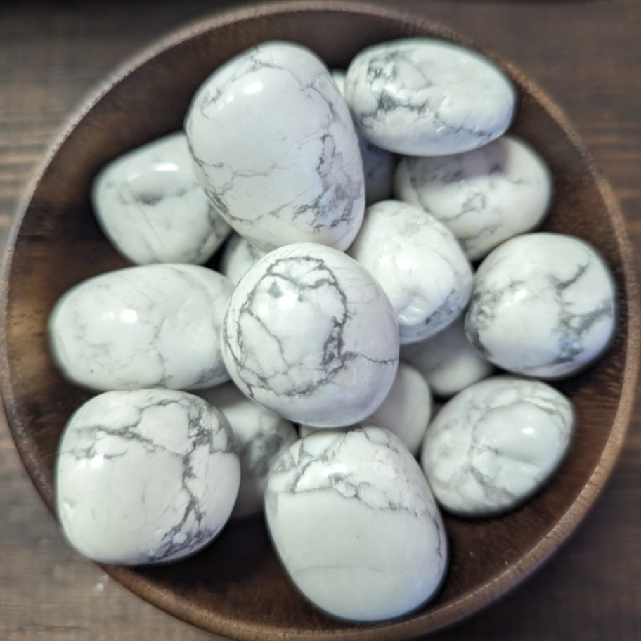 Howlite Tumbles