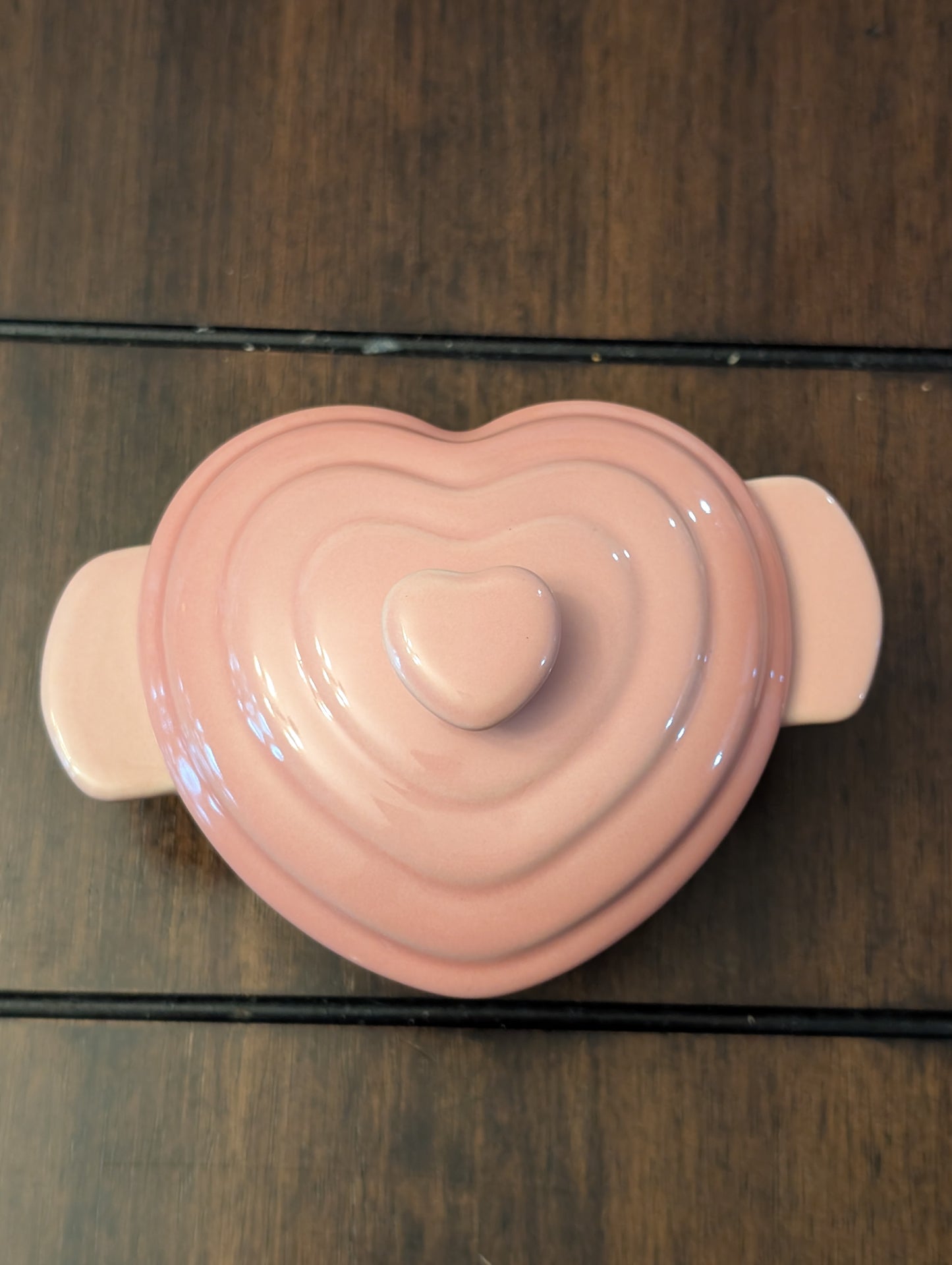 Cocotte Heart Wood Wick Candle - My Current Obsessions Co.