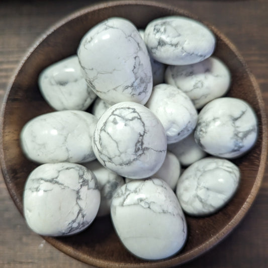Howlite Tumbles