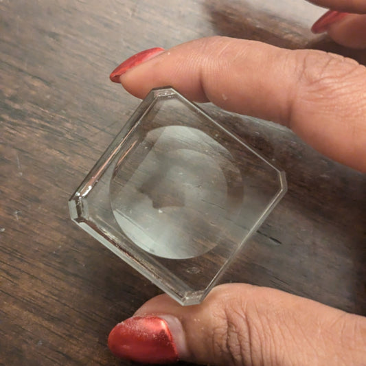 Glass Square Sphere Stand