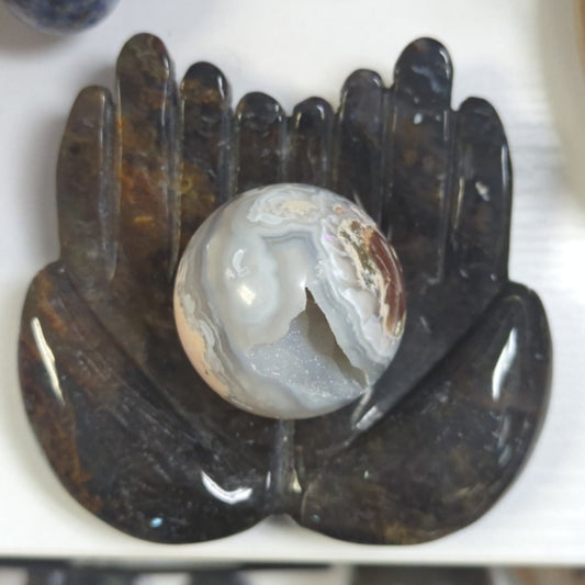 Hands Holder