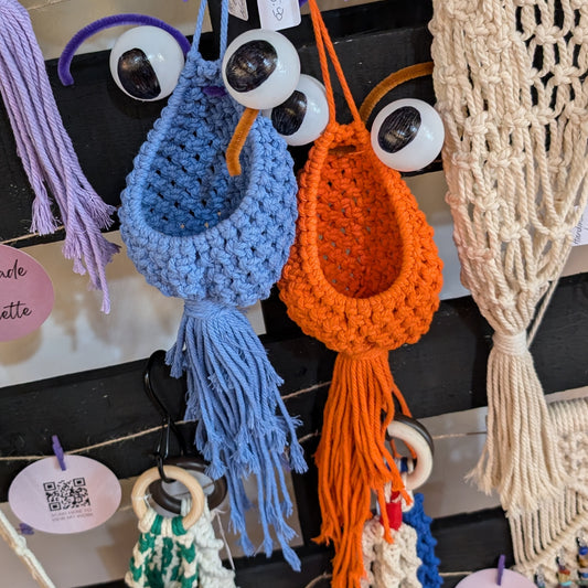 Yip Yip Plant Hanger