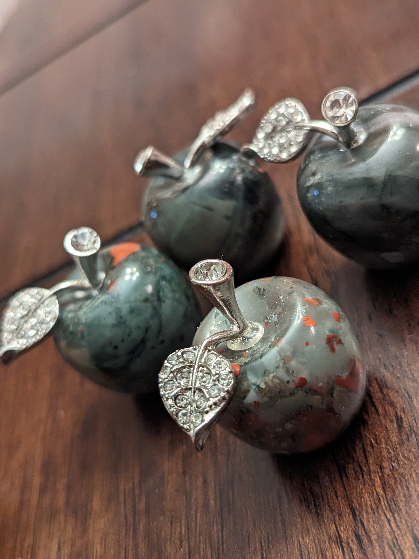 Medium Crystal Apples